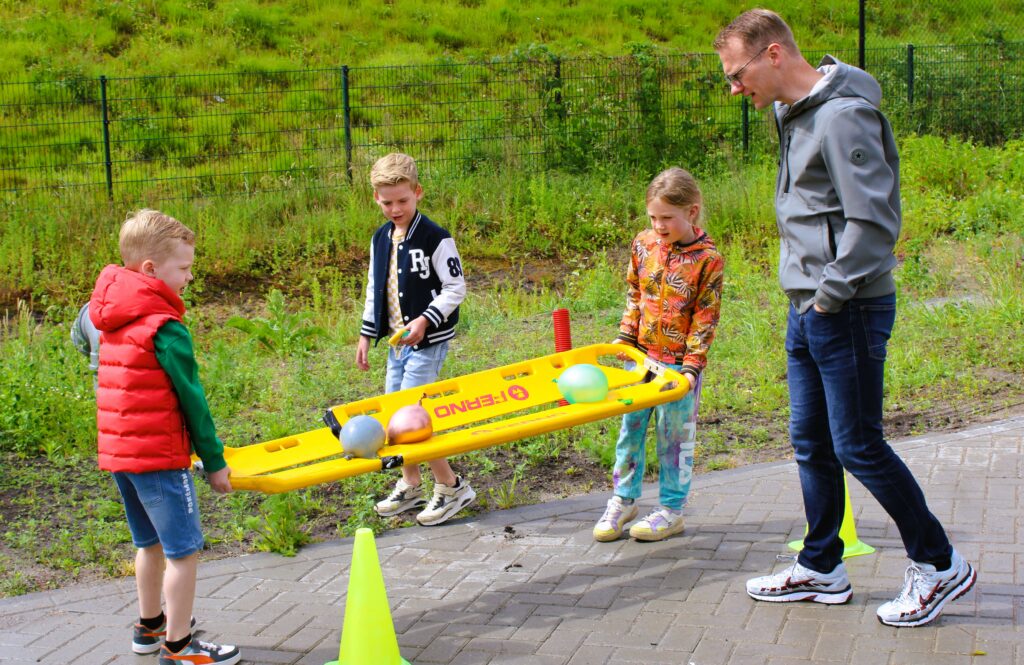 Brancardrace open dag Ambulancezorg GGD Brabant-Zuidoost